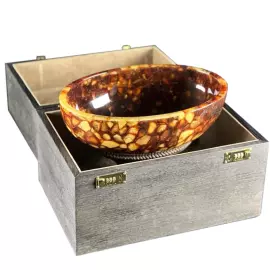 Vase made of amber "Nut"